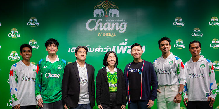 นิกกี้" ชวน "เกรท" ขนอินฟลูดัง ดวลแข้งนัดพิเศษสุดฮา  เปิดตัวแคมเปญ “ต่อเวลาความสนุก ต่อเวลาเพื่อน” รวมตัวเพื่อนซี้คอบอล