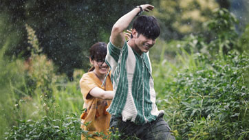 มาริโอ้ - พลอยไพลิน ชวนทุกคนรีสตาร์ทใจ ให้อิ่มเอมอีกครั้งกับ Low Season สุขสันต์วันโสด