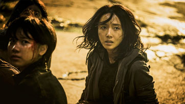 อีจองฮยอน และ อีเร สองนักแสดงหญิงที่ร่วมฝ่าวิกฤตฝูงซอมบี้คลั่งใน Train to Busan: Peninsula