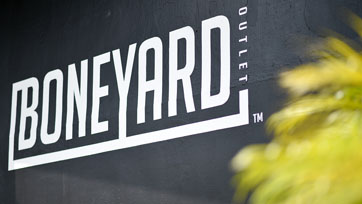 เปิดแล้ว!! Boneyard Outlet เอาท์เลทของชาวสองล้อโดยเฉพาะ