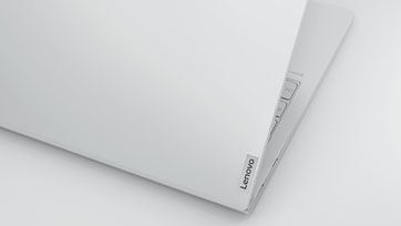 เลอโนโวเผยโฉม Yoga Slim 7i Carbon แล็ปท็อปดีไซน์เบาบางประดุจขนนก