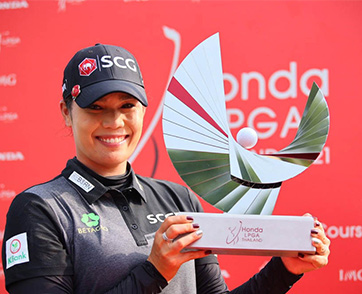 เอรียา จุฑานุกาล คว้าแชมป์ประวัติศาสตร์กอล์ฟสตรี "ฮอนด้า แอลพีจีเอ ไทยแลนด์ 2021"