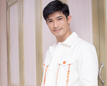 “ตูมตาม” ตั้งใจทำเพลงพิเศษ “โลกเปลี่ยน เราปรับ” โชว์สกิลการร้องสำเนียง เหนือ ใต้ อีสาน