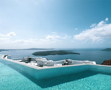 อโกด้า พาดูสระว่ายน้ำวิวสวย โลเคชั่นดีของ 6 โรงแรมหรูทั่วโลก