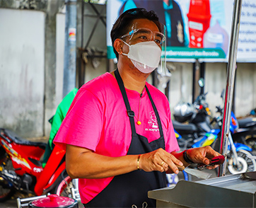 จากหนุ่มวินรับจ้างสู่นายห้างหมูกระทะ! “ณัชญ์” ในรายการ “Next People คนไม่หมดไฟ”