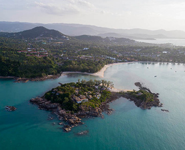 ครั้งหนึ่งในชีวิต สัมผัสความหรูหราแบบไร้ขีดจำกัดบนเกาะส่วนตัว เริ่มต้นเพียง 7,500 บาท/คืน ณ โรงแรมเคปฟาน เกาะสมุย