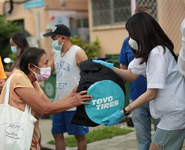 ยางโตโยไทร์ ร่วมตอบแทนสังคมสนับสนุนยาง TOYO H19 สำหรับรถพยาบาลฉุกเฉิน