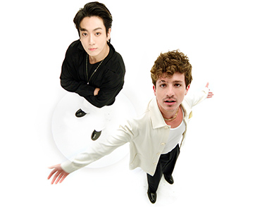 “Left and Right” ซิงเกิลที่สามจากงานชุดใหม่ของ Charli Puth สุดปัง กับการร่วมงานครั้งสำคัญของปีนี้ เมื่อจับมือ Jung Kook แห่ง BTS