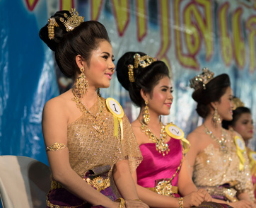 อนาคตเวทีนางงามในสังคมไทยกับสร้างกระแสให้ตัวเองอยู่ในในสื่อตลอดเวลา