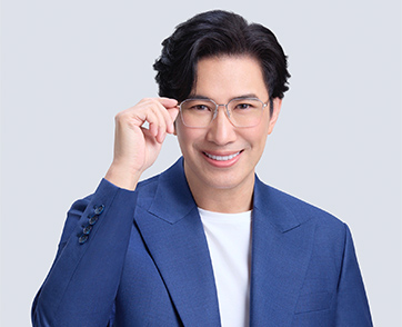 “หนุ่ม กรรชัย” ขึ้นแท่น Brand Ambassador คนแรกหอแว่น กว่า 70 ปี ในธุรกิจแว่นตา ดูแลสายตาให้คนไทยกว่า 100 สาขาทั่วประเทศ