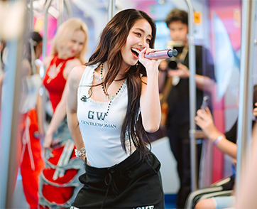 SkyTrain Music Fest สร้างไวรัล ติดเทรนด์ Social Media คอนเสิร์ตในรถไฟฟ้า BTS แฟนๆของ 7 ศิลปินแฮปปี้..ฟินทุกโมเมนต์