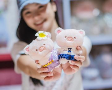 ครั้งแรกในไทย Teddy Lulu Party All The Time เฉลิมฉลองเทศกาลกับอาร์ตทอยหมูน้อยสุดน่ารัก 