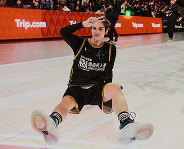 “BRIGHT” ปังมาก!! ซุปตาร์ไทยหนึ่งเดียว ลงแข่งบาสใน “NBA Legends Celebrity Game Presented by Sands China”