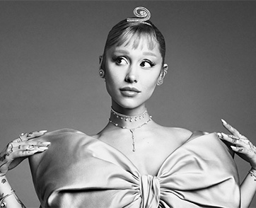 สวารอฟสกี้เผยโฉมคอลเลกชัน Ariana Grande x Swarovski Capsule สะท้อนแรงบันดาลใจจากเสียงดนตรี ผสานความหรูหราอันเปล่งประกายอย่างลงตัว