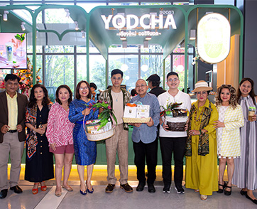 คุณปวริศร์ จงบารมี ผู้บริหาร บริษัท เอมไฮ อินฟินิท จำกัด นำแฟรนไชส์ “ยอดชา” เปิดสาขาใหม่ ณ อาคารวี.วรรณ ทาวเวอร์ บนถนนพระราม 9 