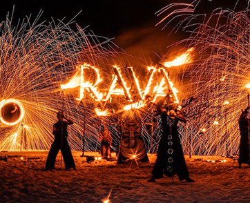 เคานต์ดาวน์สุดอลังริมหาดหรู! ต้อนรับปีใหม่สุดปังกับ 3 ประสบการณ์สุดเอ็กซ์คลูซีฟที่ Rava Beach Club บีชคลับที่ยาวที่สุดในไทย ริมหาดบางเทา จ.ภูเก็ต