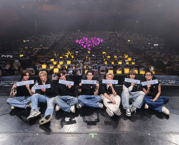 Chapter นี้มีแต่ความสุข!! 7 หนุ่ม “WHIB” เขียนความทรงจำร่วมกับ AnD ชาวไทย แฟนคอนเสิร์ตครั้งแรกในไทย “สนุก-ซึ้ง–ฟิน” ครบทุกโมเมนต์!