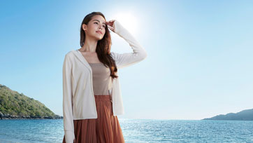 ยูนิโคล่ ประเทศไทย เปิดตัว ญาญ่า พรีเซนเตอร์