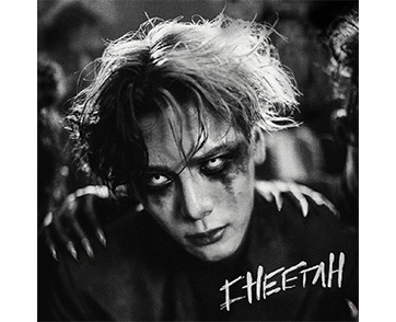 รับการแสดงสุดปังบนเวทีโคเชลลา “แจ็คสัน หวัง” ปล่อยซิงเกิ้ลใหม่ “Cheetah” เพลงดนตรีเข้มข้น พร้อมมิวสิควิดีโอจินตนาการสุดบรรเจิด ให้ได้ฟังได้ชมกันแล้ว