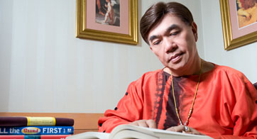 ดร.เสรี วงษ์มณฑา