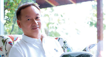 จรัญ ผู้พัฒน์