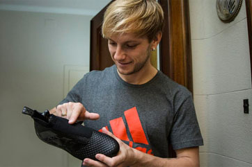 Laceless Football Boot