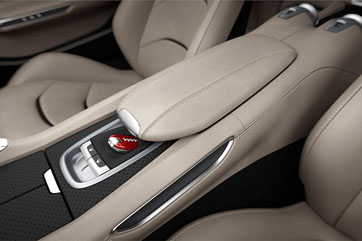 เปิดตัวเฟอร์รารี่ GTC4Lusso ล่าสุด ณ เจนีวาโชว์