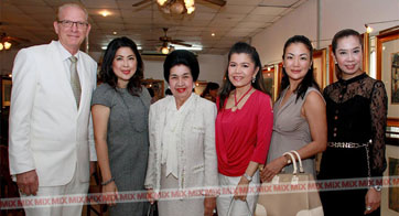 เส้น สี ที่ฝากไว้