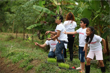 “นิสสัน Fun to Drive…มาคันไหนไม่เป็นไร แต่ไปกับนิสสัน”