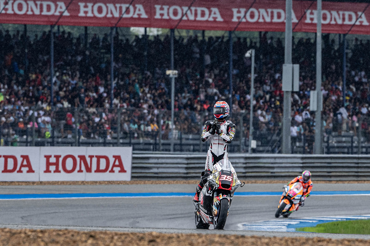 https://www.mixmagazine.in.th/media/images/upload/files/000013646/1730276092_4.Moto2%20%E0%B8%81%E0%B9%89%E0%B8%AD%E0%B8%87.jpg